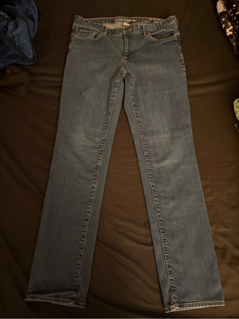Women’s Eddie Bauer Slightly Curvy Straight Leg jeans medium wash size 14 GUC